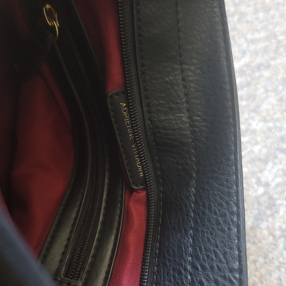 Adrienne Vittadini Black Handbag Gold Hardware - Picture 3 of 10